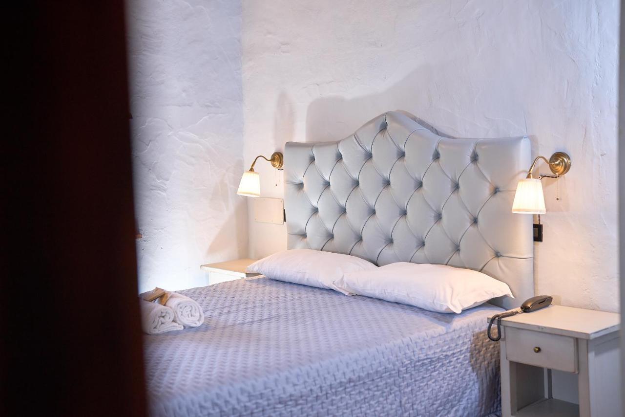 Relais San Lorenzo アッバディーア・サン・サルヴァトーレ エクステリア 写真