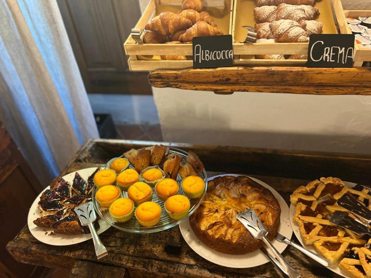Relais San Lorenzo アッバディーア・サン・サルヴァトーレ エクステリア 写真